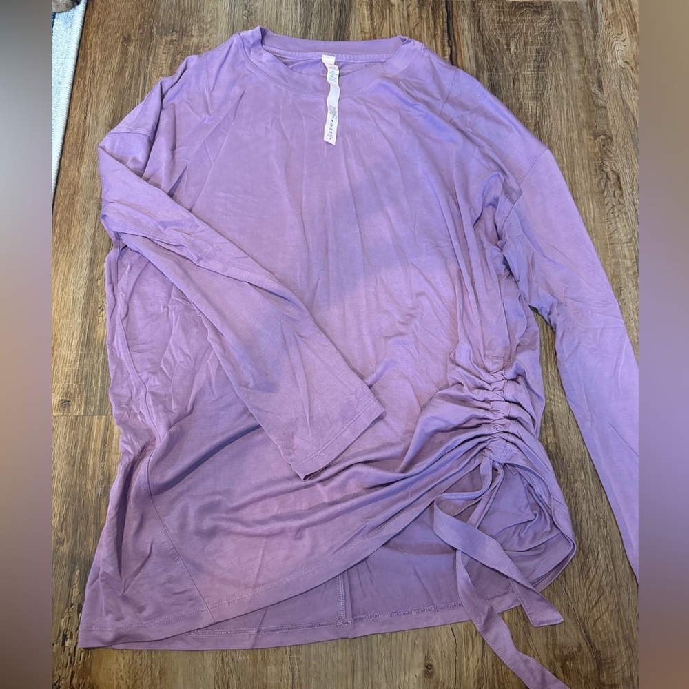 Lululemon/ Size 8